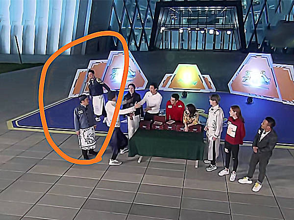  敬业|跑男：当节目组赞扬李晨敬业时，谁注意到陈赫的表情？太心酸了