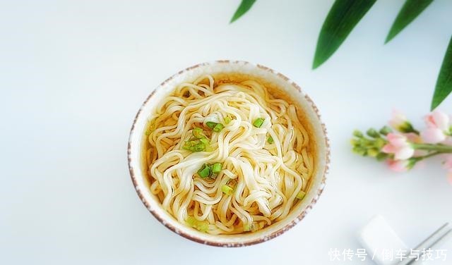 营养|这7种面真好吃,减肥季早餐首选,营养高能量足还低脂,简单易学