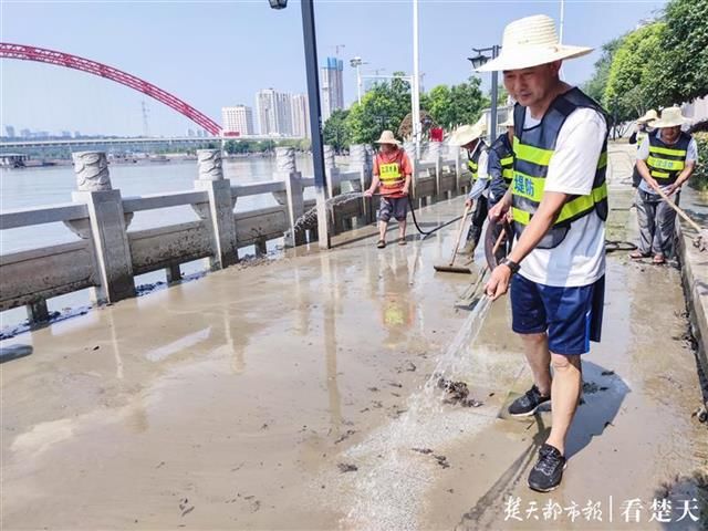  龙王庙|洪水回落，汉口龙王庙观景大道已清淤