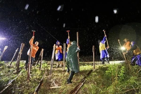 铁路|暴雨倾盆，铁路人有备而战！