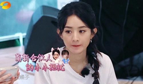  偷懒|都说赵丽颖在《中餐厅》偷懒，路透图早已说明，粉丝集体炸锅了！