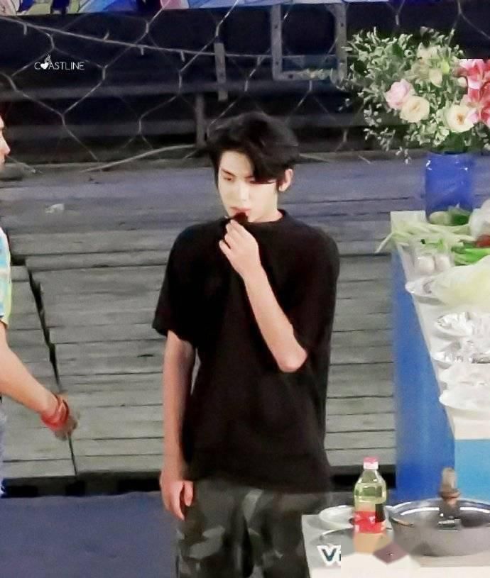  录制|Justin综艺录制饭拍新鲜出炉 大名鼎鼎贾大厨又将重出江湖