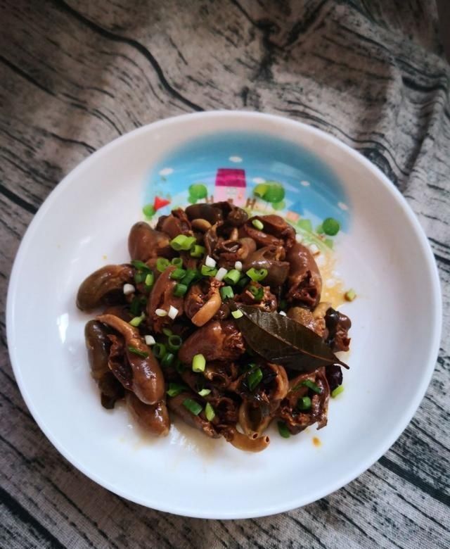 值钱|鸡身上“最值钱”的一块肉，肉贩子就不会告你，一只鸡就一块！