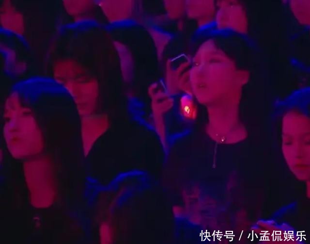  观众|《乘风破浪》复活赛票数出问题被曝现场关系户多，黄晓明拖后腿