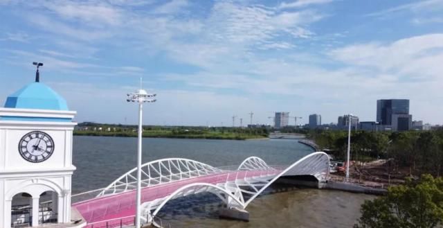  网红|【探索】滴水湖4座“网红”景观桥亮灯啦！快来先睹为快