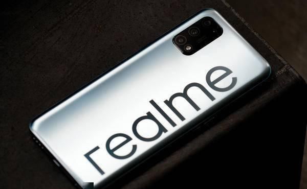  不止|realme 真我 V5：不止「奥利给」