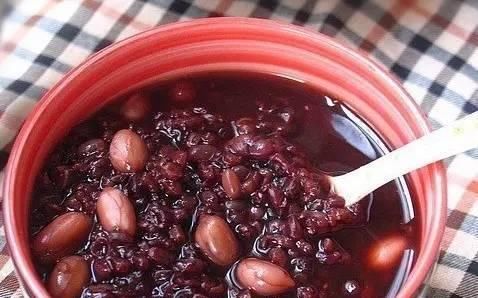 花生|小小的红豆却有大大的能量,可以预防三高的红豆花生粥