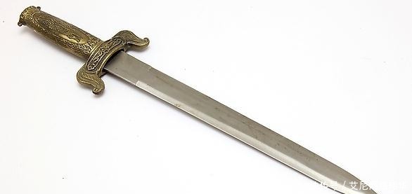 岳飞用过|名将岳飞的作战装备,刀鞘上镶嵌宝石,兵符上刻满古文!