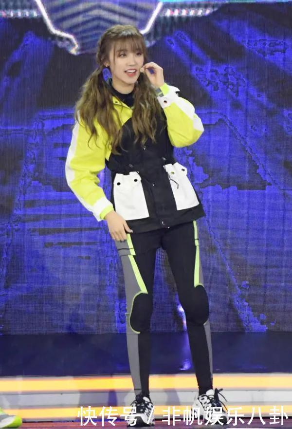 脱粉|本以为宋雨琦减肥成功,谁知穿上“奶油袜”,看完小腿我脱粉了