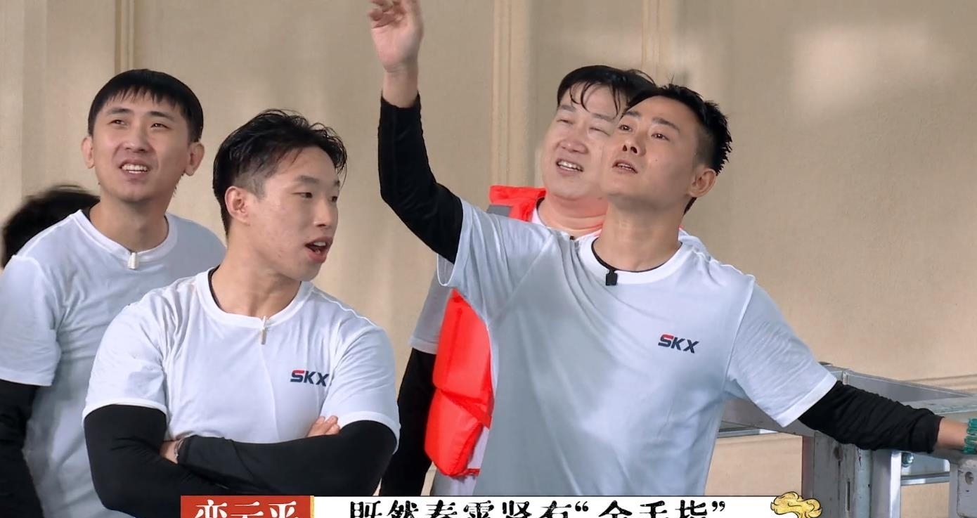 秦霄贤|德云斗笑社:秦霄贤主咖地位明显,老郭要把他捧成第二个张云雷?