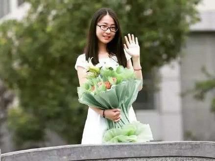  学霸|老师：学霸和学霸比语文，学霸和学渣比数学，学渣和学渣比英语