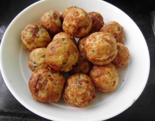  将其搅拌均匀|这才是豆腐最好吃的做法，10分钟就能做好，家里的小孩抢着吃