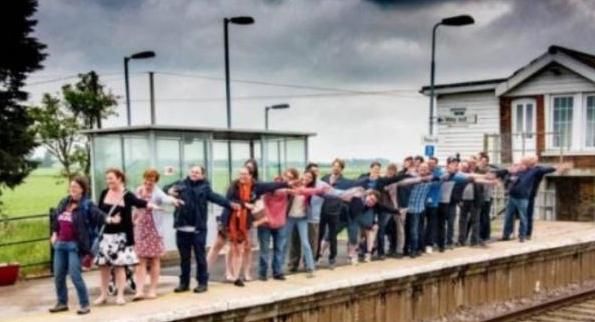 荒凉|英国最“荒凉”火车站,一年仅有12名乘客,只要挥手就能停车