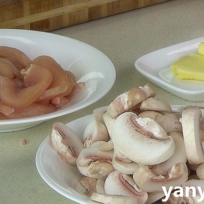 奶油|奶油鸡肉蘑菇意大利面