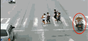 驾驶摩托车|【曝光】闯红灯、占道、违反禁止标线抚州这些摩托车被曝光了！