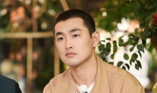  节目|王彦霖当年为何退出《奔跑吧》？朱亚文给出答案：小艺人的悲哀