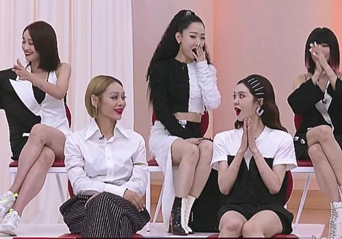  宁静|宁静团四公第一，万茜的表情绝了，内心想法全都写在脸上