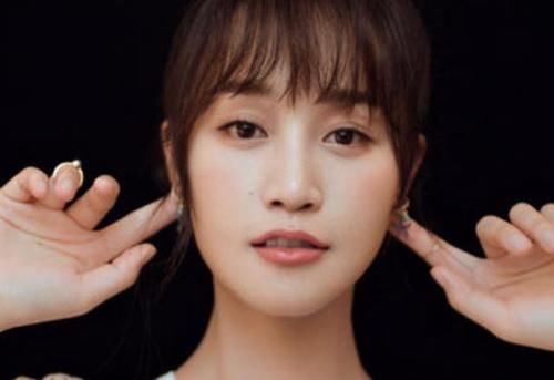  曝光|蓝盈莹家境曝光：富豪家庭，名媛小姐？原来我们都被她骗了