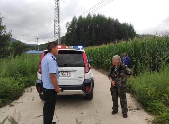  帮找|老人三天两次走丢 民警微信群帮找家人