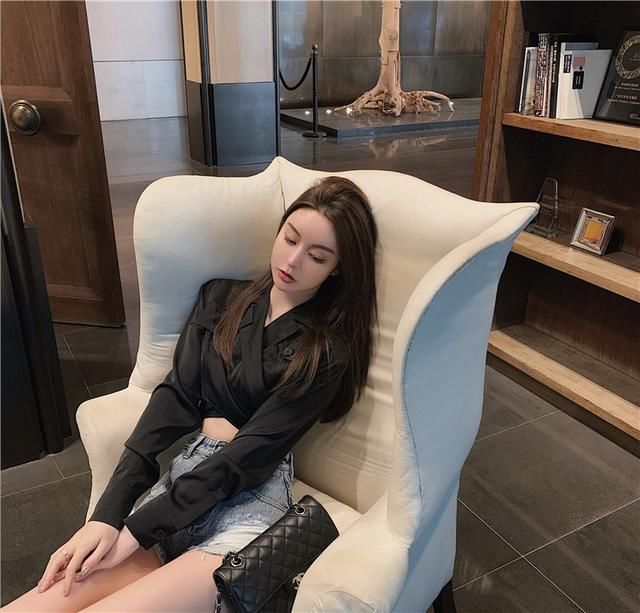  大变身|如何穿出女神模样？一组穿搭让你“大变身”，简单易学有女人味