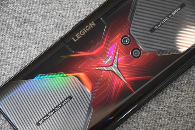 首发|拯救者电竞手机Pro测评:首发骁龙865+ 整体性能出色