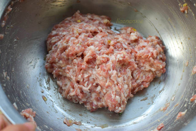  玉米面|春天，这馅的饺子一定要吃，比头刀韭菜还要鲜美，错过又要等一年