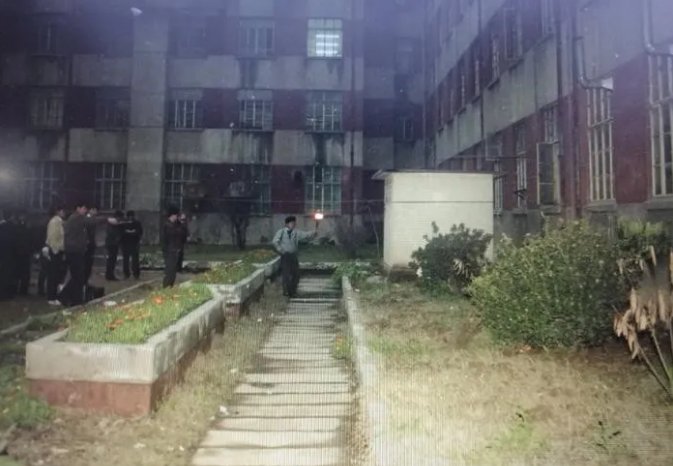 开庭审理|“南医大女生被杀案”明天开审，嫌犯被控强奸罪和故意杀人罪