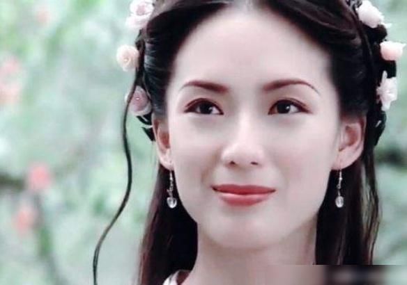  红极一时|曾是“最美何仙姑”，从红极一时到“宣布破产”，她经历了什么？