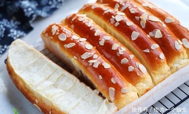 中种面团|开学后,我家最受欢迎的早餐,又香又松软的排排包,一口气吃3排