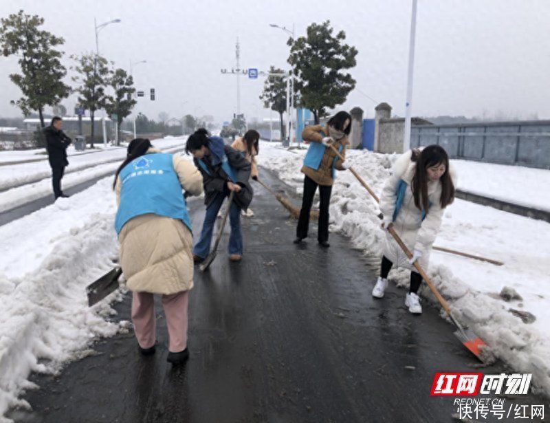 常德柳叶湖：除雪在继续  文明在延续