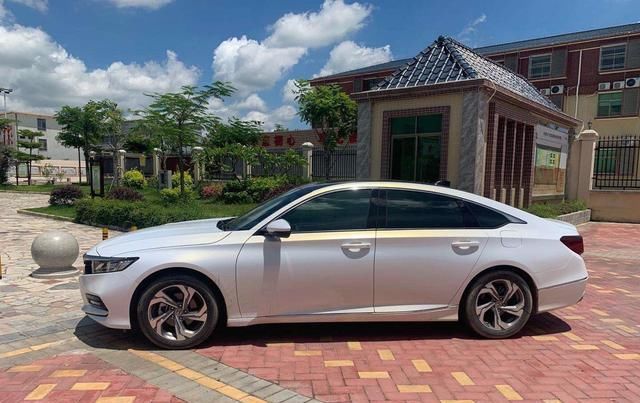  合资品牌|10-30万的轿车推荐，性价比最高，有没有你心目的一款