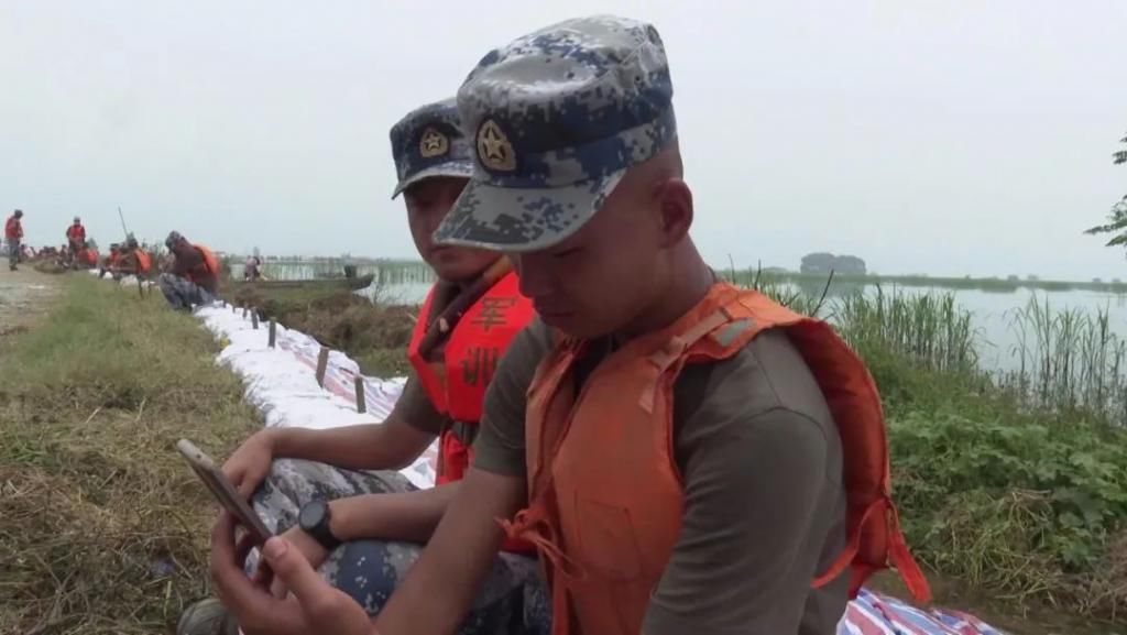  任建阳|2分钟勇救4人，95后立一等功！向军人致敬！