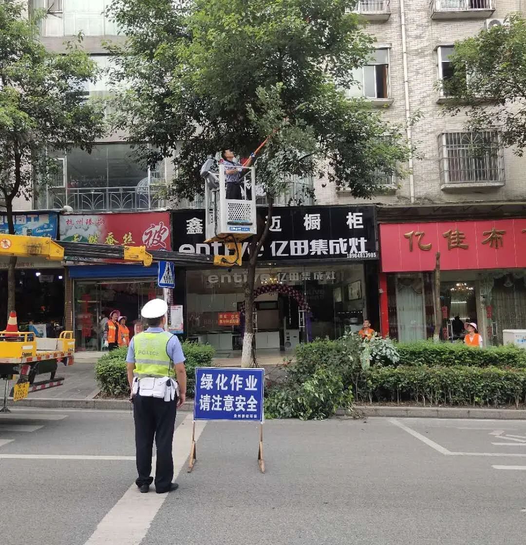 违停|“创文”——息烽交警：即日起严查机动车违停！