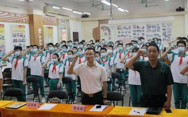 担任|给力!明星担任昌岗街禁毒大使,让青春不“毒”行!