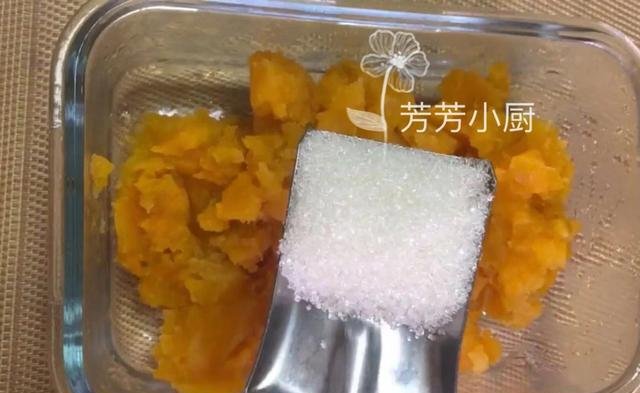  轻松|1个红薯1把芝士，教你轻松在家给孩子做点心，香甜松软，超级好吃