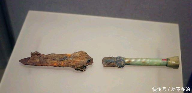  带走|农民挖到一“水舀子”，专家说是国宝，多次劝说将其带走！