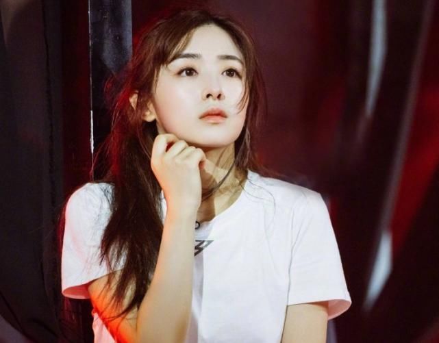  可惜|《浪姐》三公淘汰名单，王丽坤金莎略可惜，最后一位真心意难平