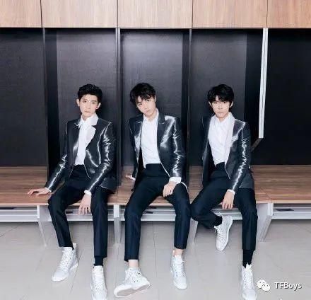  TFBOYS|TFBOYS团糖太好嗑了，当他们忘记走位时，状态太真实了