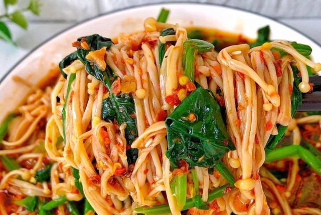  菠菜|和夏天超配的凉拌菜，清爽可口，健康又卫生，做法超级简单