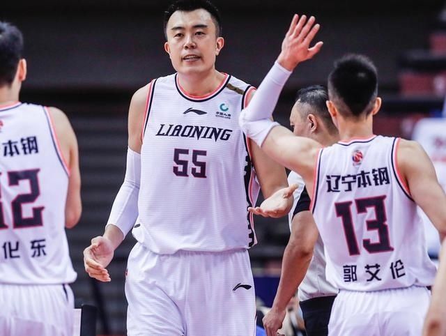 赛季|CBA丢冠第一队，8进总决赛拿7亚！辽宁两年前打破魔咒是过把瘾吗