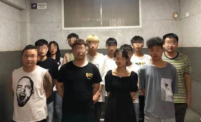 网红|数万粉丝苦苦守候，数天不见网红女主播现身，没想到她居然被拘了