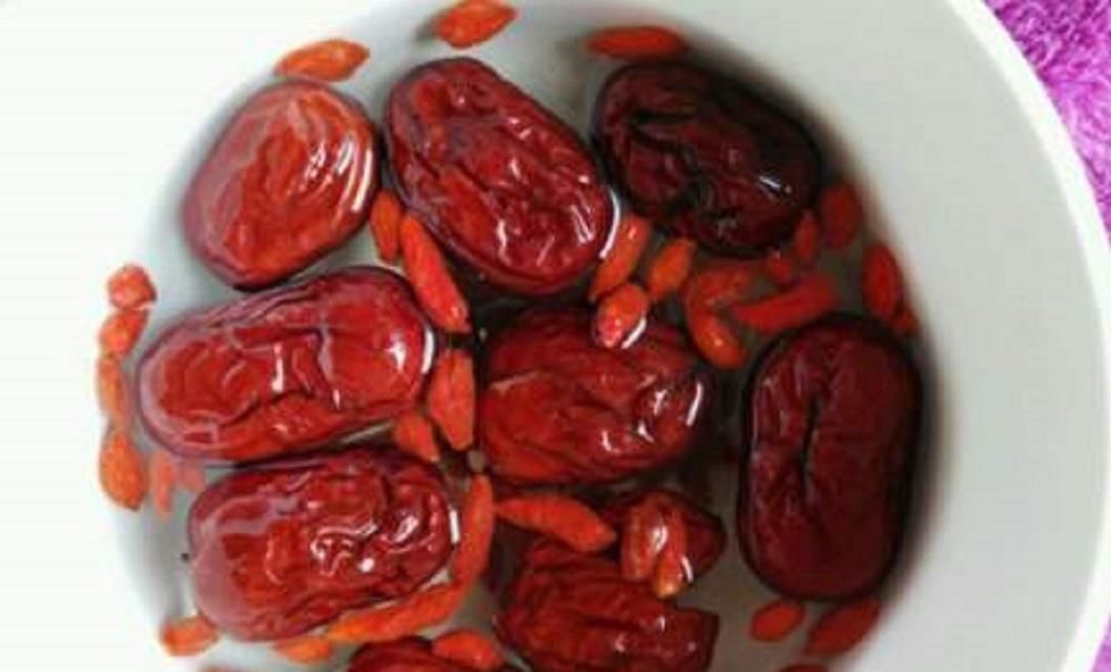 桃子|这水果适合秋天吃，比葡萄桃子养人，一斤2元，不懂真的太可惜！