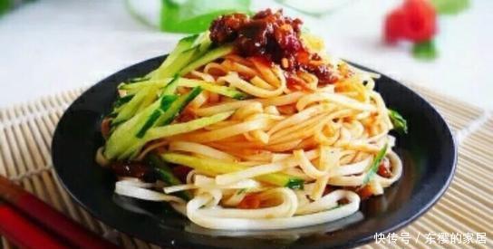  比买|想吃凉面不用买，从煮面到配料汁的过程全给你，比买的还好吃