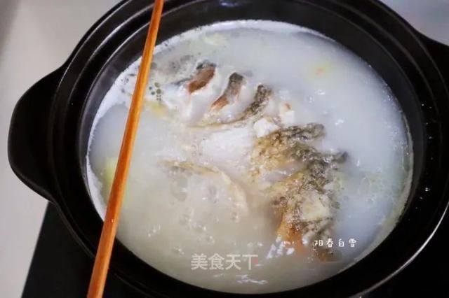 加热开水|豆腐鲫鱼汤：汤色奶白有技巧，这样做鲜美好喝