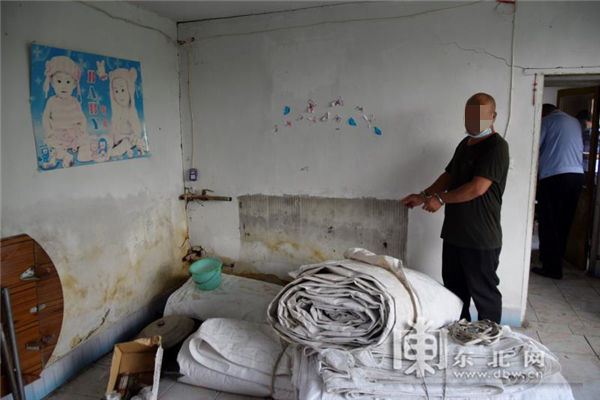  废品收购|两男子盗窃塑料布苞米暖气片销赃废品收购站