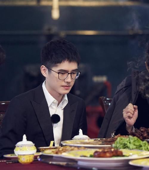  鬼鬼|《明侦6》将接档《密逃2》，鬼鬼缺席，双北还在，范家兄弟重聚