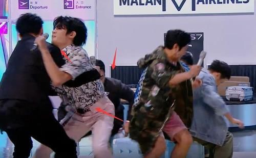 哥哥队|黄明昊智斗吴奇隆!这招让何炅惊到皱眉头,惹王耀庆急眼了!