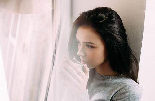  希望|有些人，不值得等；有些情，不值得守