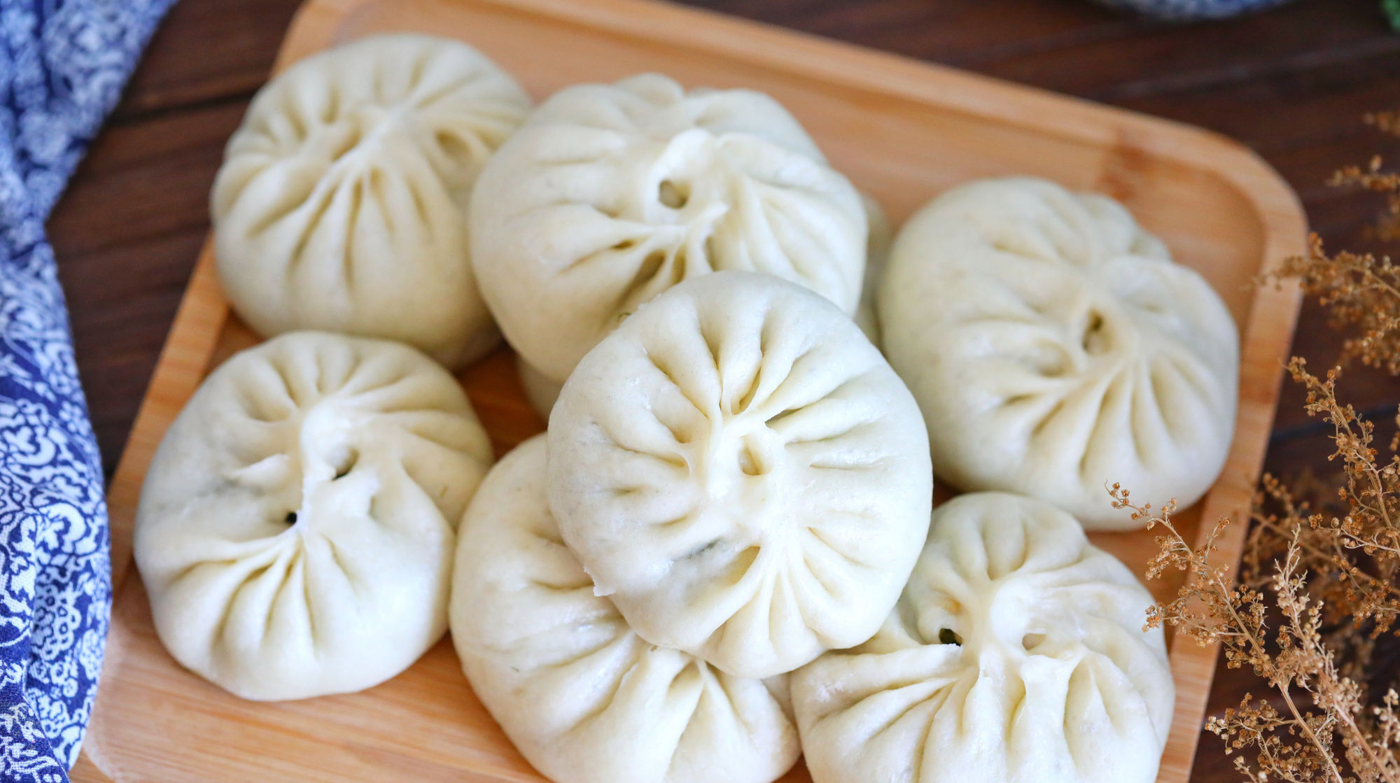  搅拌均匀|夏天吃包子，我最爱这馅，自带清香倍鲜美，一顿吃仨不是难事