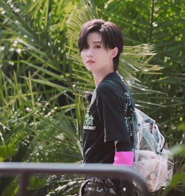  路透|THE9组团上《极限挑战6》，全员路透照流出，我却只留意到孔雪儿